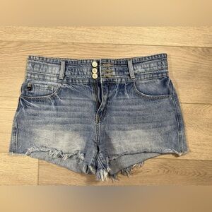 KanCan High Rise Triple Button Shorts womens 11/29 medium wash jean short